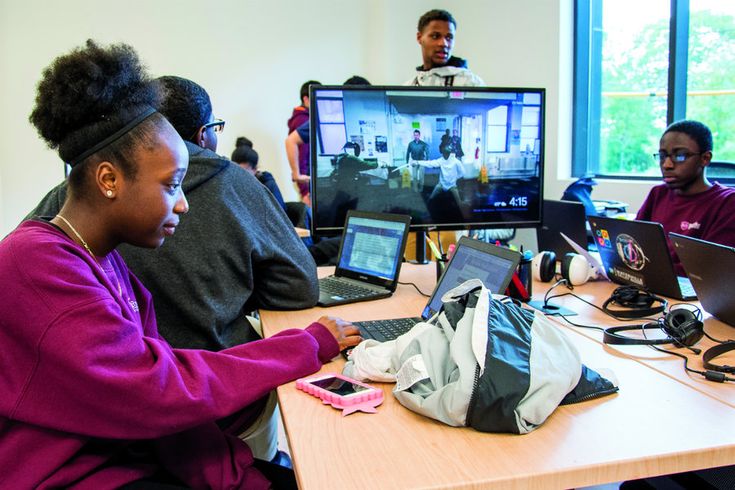 More girls, African-Americans enroll in AP computer science_ Why that matters_